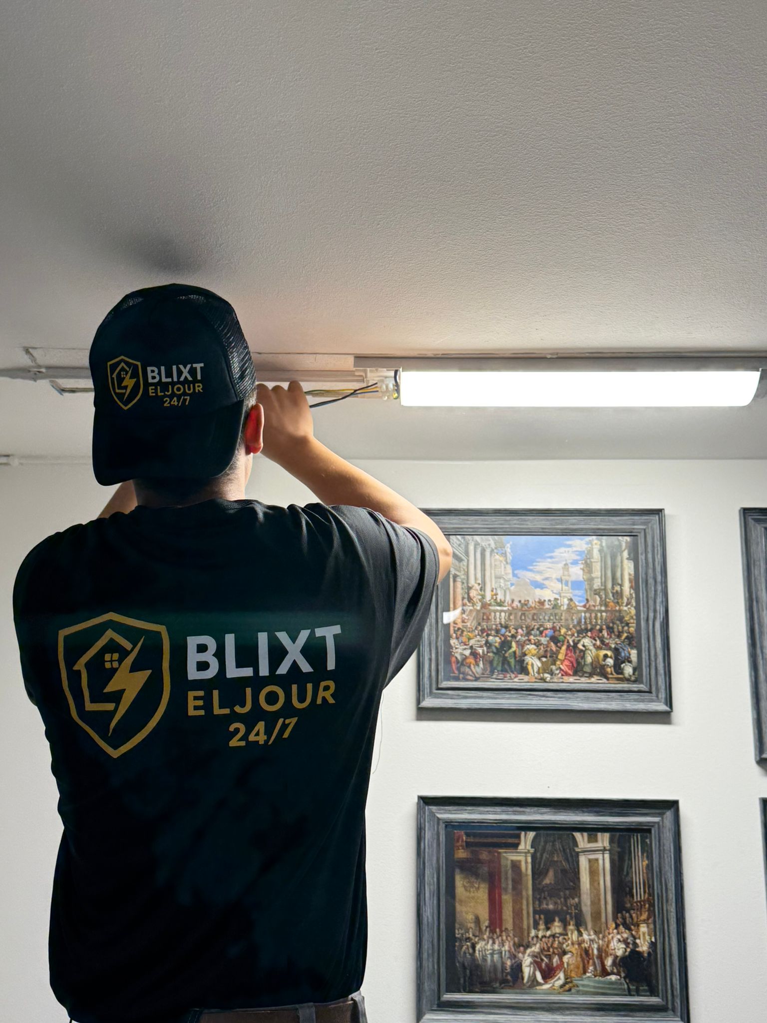 Elinstallationsarbete - Blixt Eljour 247, Blixteljour247, Blixteljour, Blixt eljour, elektriker Stockholm